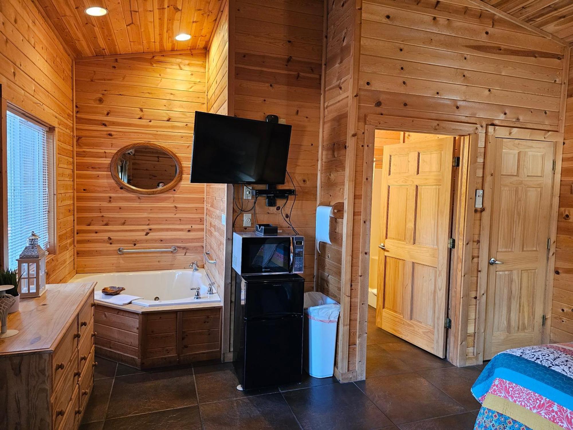 5 Min To Beaver Lake-King Bed-Fire Pit-Jetted Tub #4 ユリーカ・スプリングス エクステリア 写真